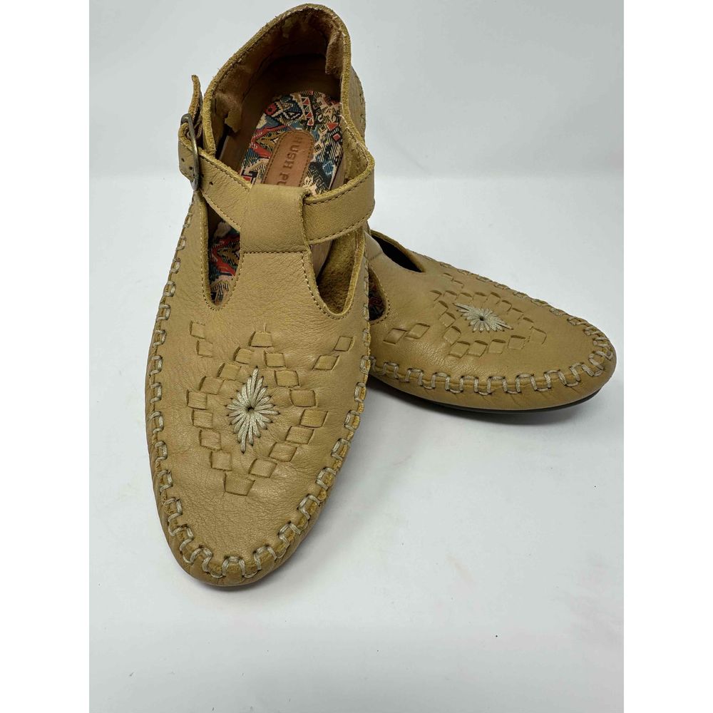 Hush Puppies Womens Tan Woven Velcro Moccasin Shoes Size 6.5-7